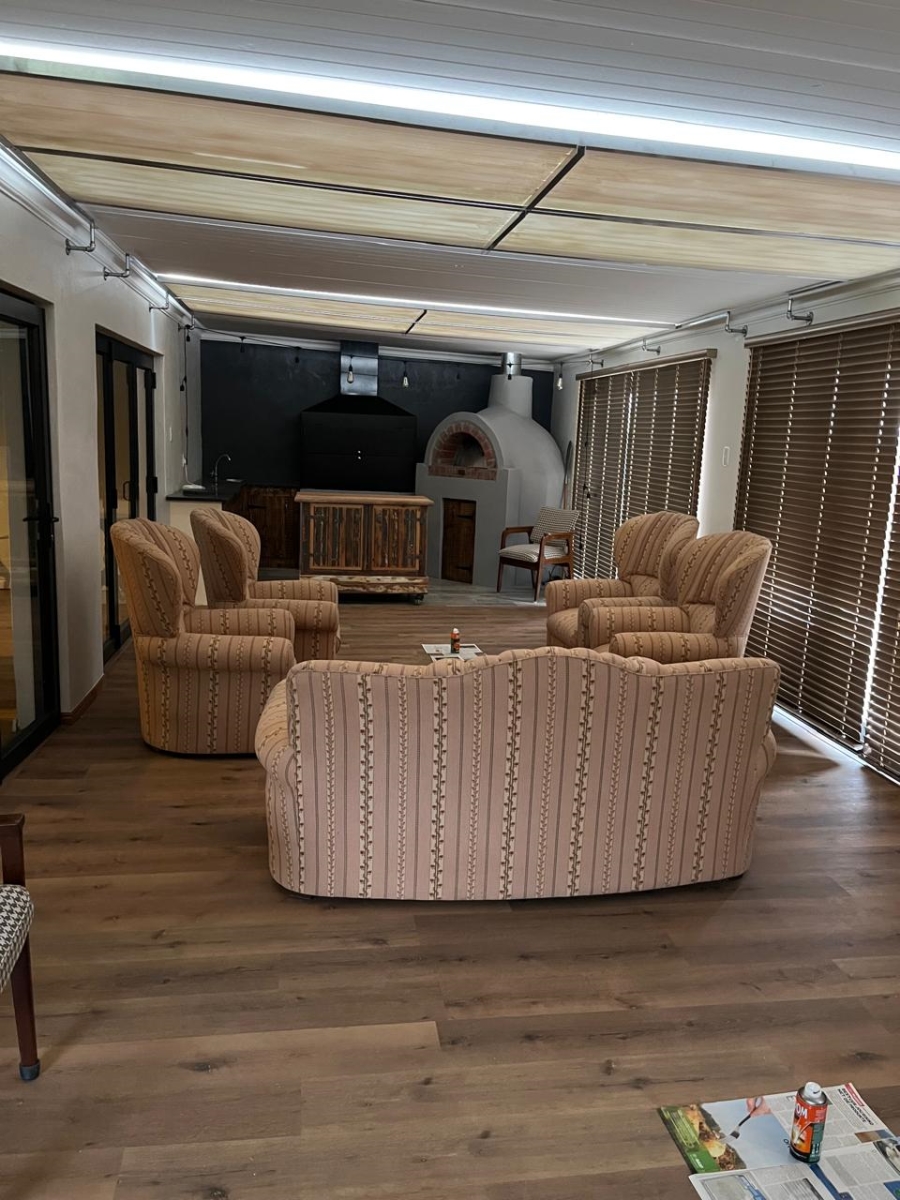 5 Bedroom Property for Sale in Beaufort West Rural Western Cape